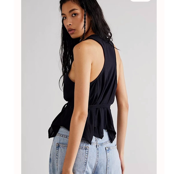 Free People Sheena Vest in Black. Size Small. NWOT - Picture 2 of 6